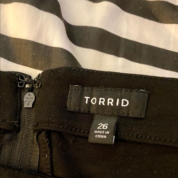 Black Torrid Skirt - Picture 3 of 4